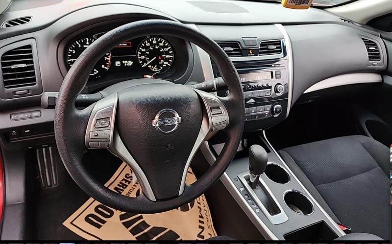Nissan Altima 2.5 S 2015