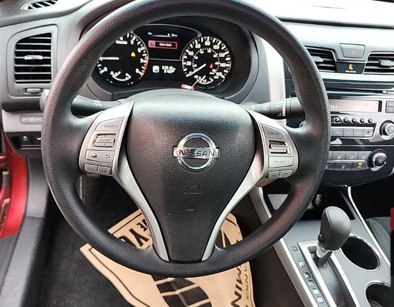 Nissan Altima 2.5 S 2015