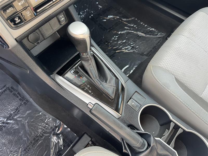 Toyota Corolla LE 2017