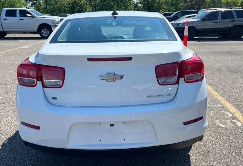 Chevrolet Malibu LS 2015