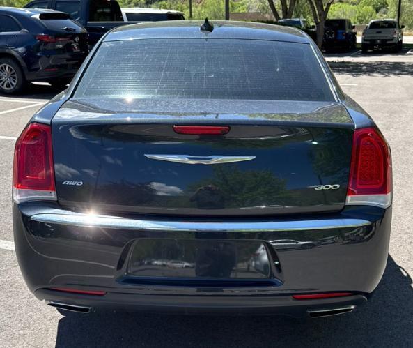 Chrysler 300 Limited AWD 2018