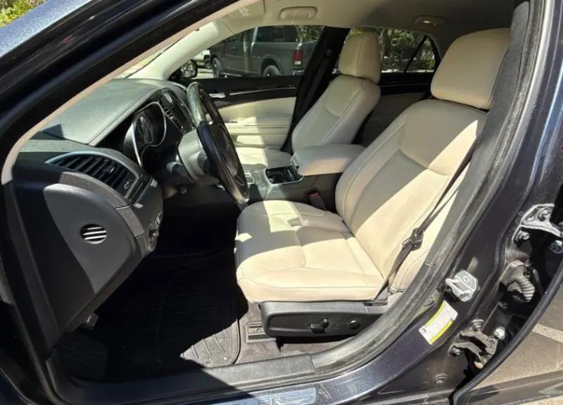 Chrysler 300 Limited AWD 2018
