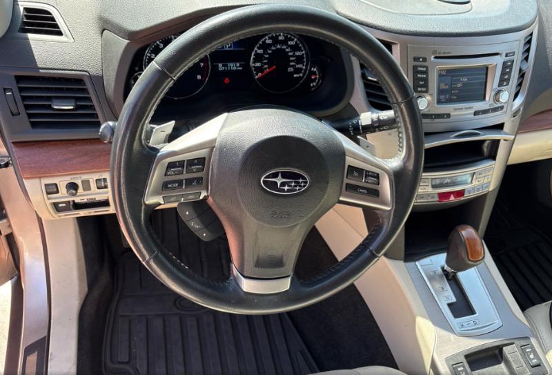 Subaru Outback 2.5i Limited 2014