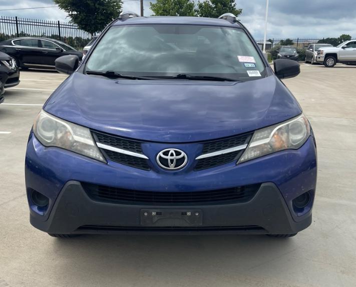 Toyota RAV4 LE 2015