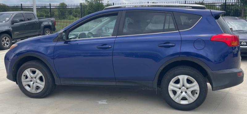Toyota RAV4 LE 2015