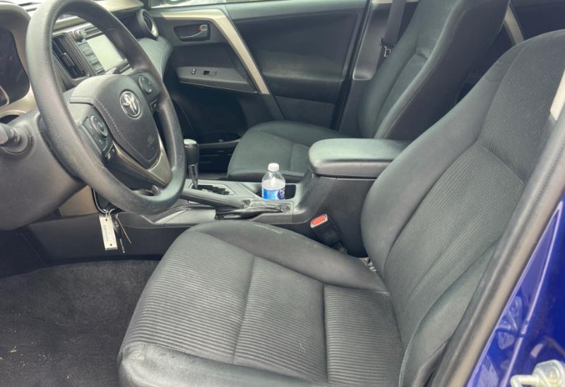 Toyota RAV4 LE 2015