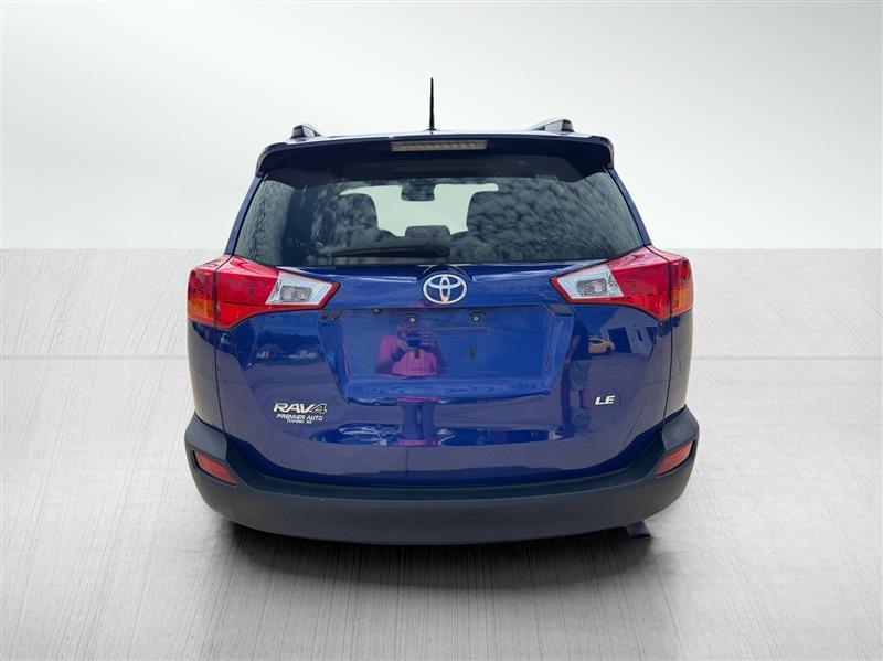 Toyota RAV4 LE 2015