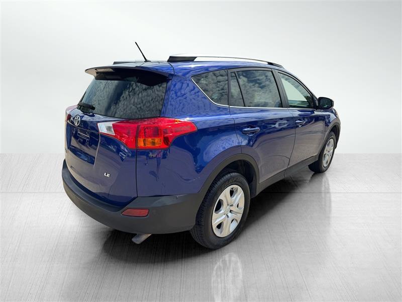 Toyota RAV4 LE 2015
