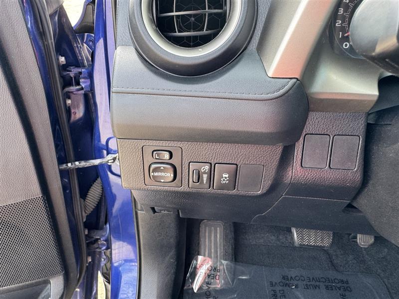 Toyota RAV4 LE 2015