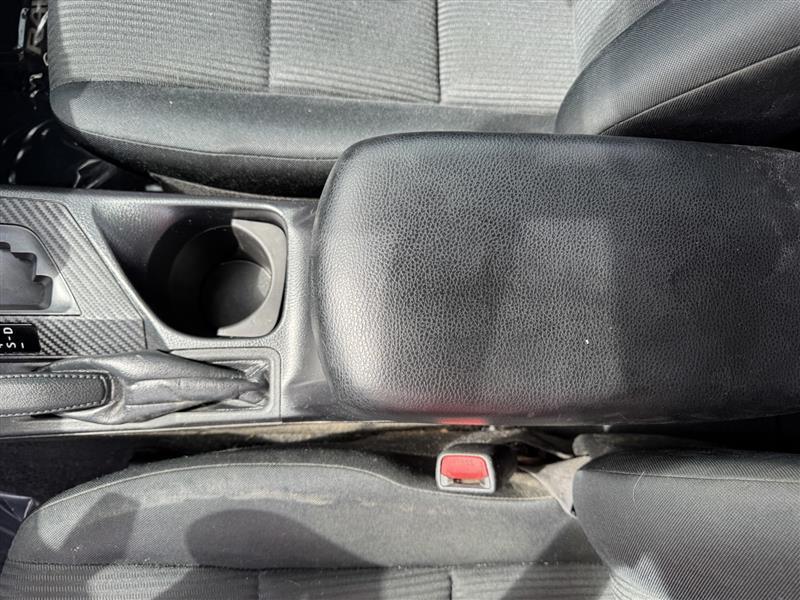Toyota RAV4 LE 2015