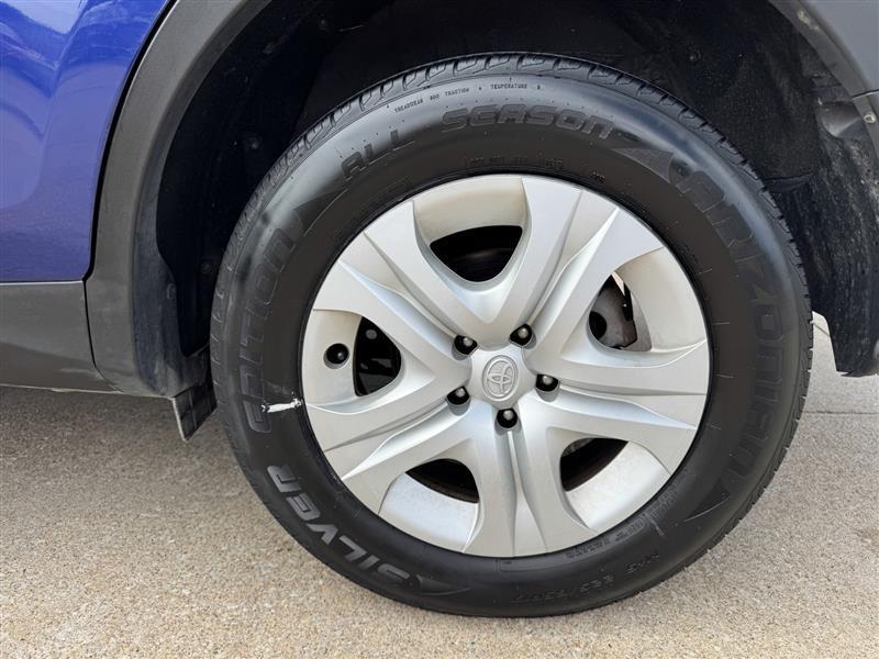 Toyota RAV4 LE 2015