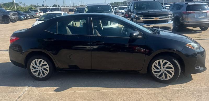 Toyota Corolla LE 2017