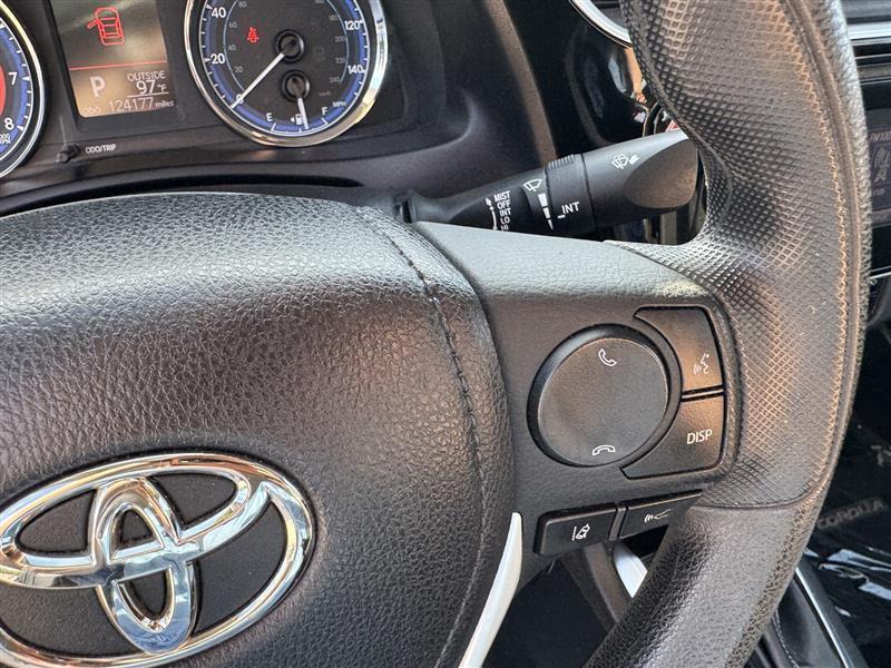 Toyota Corolla LE 2017