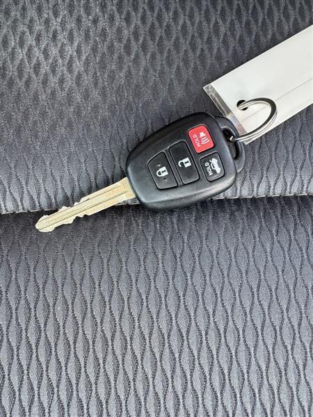 Toyota Corolla LE 2017