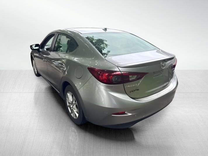 Mazda MAZDA3  2015