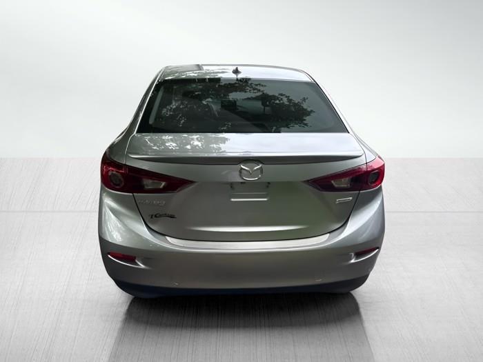 Mazda MAZDA3  2015