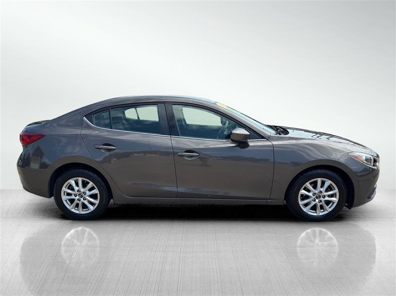 Mazda MAZDA3 i Sport 2016
