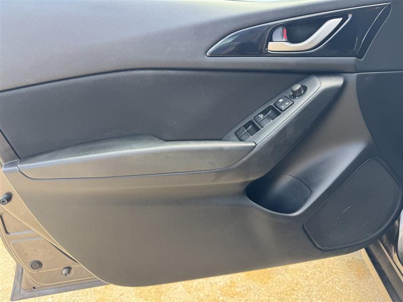 Mazda MAZDA3 i Sport 2016