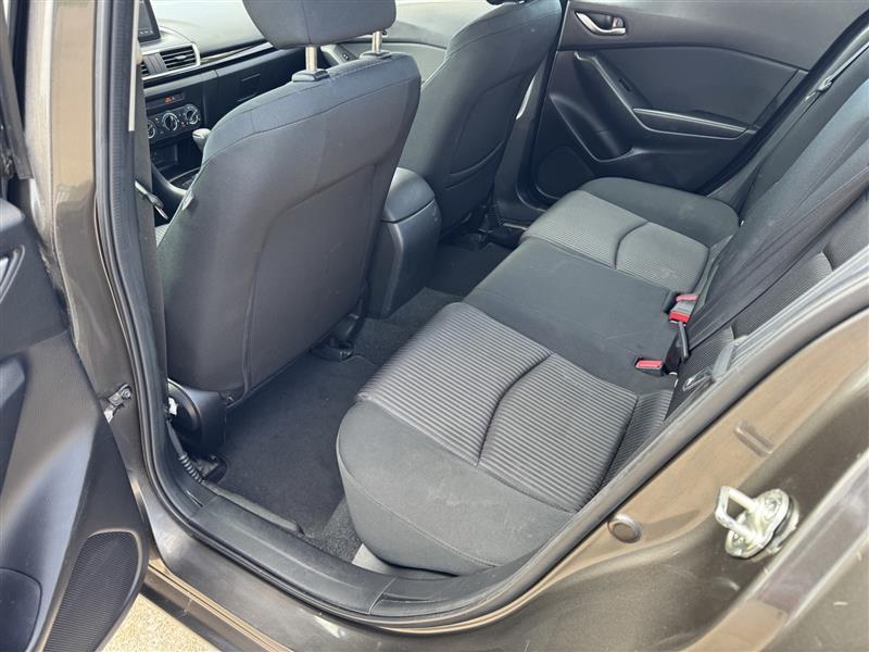 Mazda MAZDA3 i Sport 2016