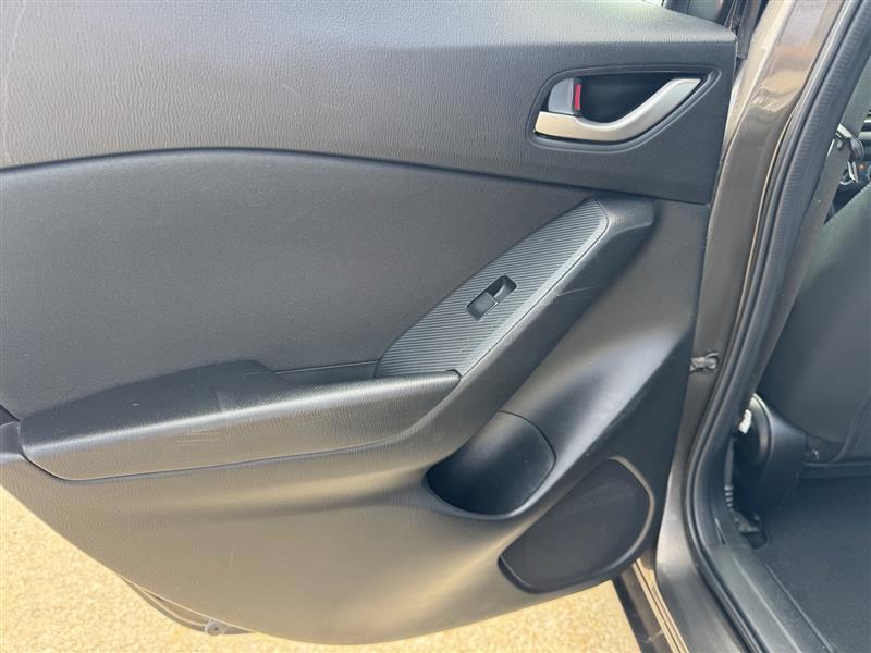 Mazda MAZDA3 i Sport 2016