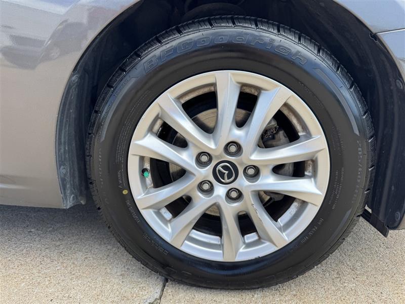 Mazda MAZDA3 i Sport 2016