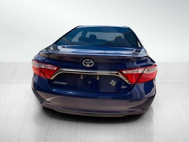 Toyota Camry SE 2015