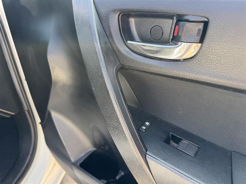 Toyota Corolla LE 2018
