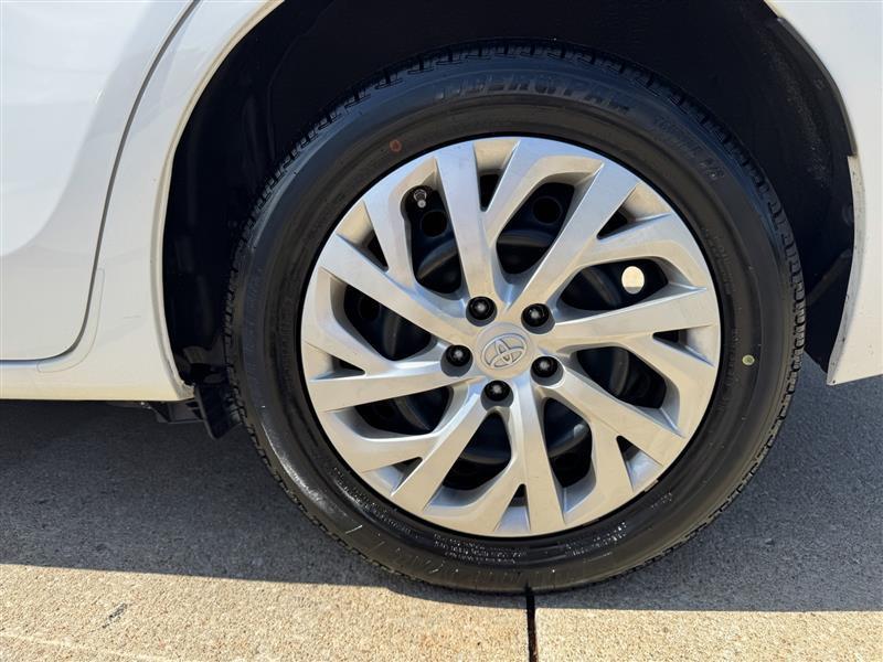 Toyota Corolla LE 2018