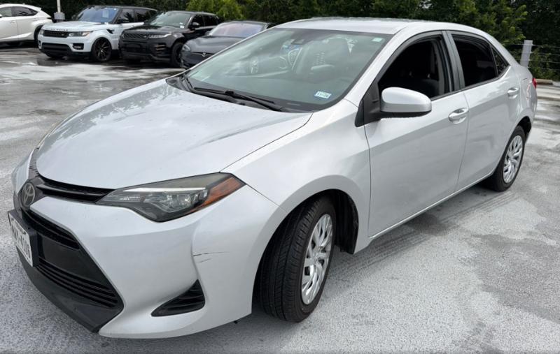 Toyota Corolla LE 2019