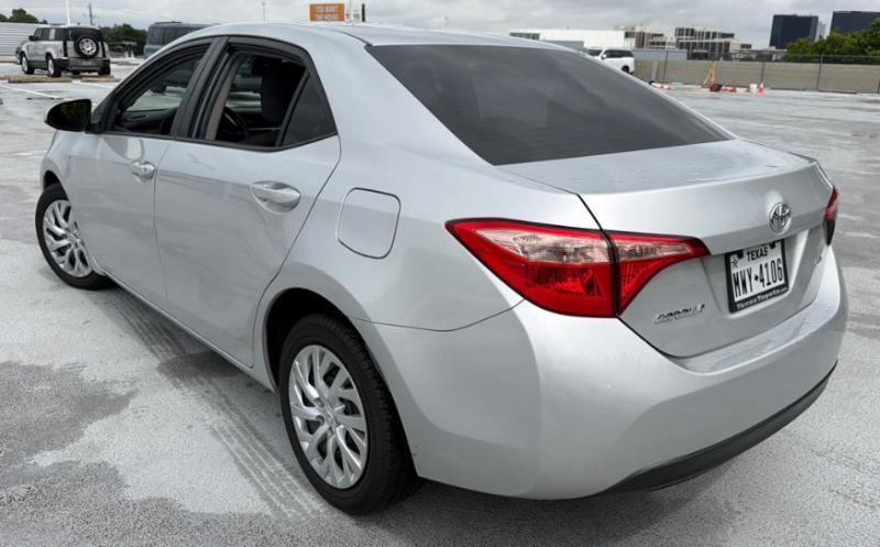 Toyota Corolla LE 2019
