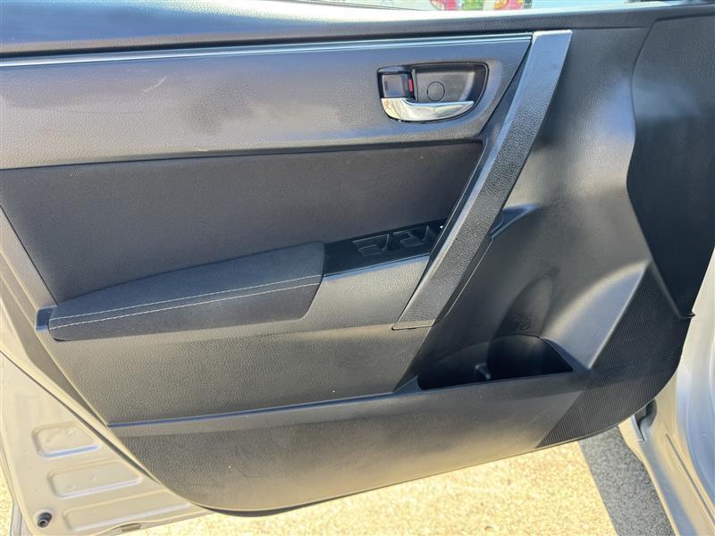 Toyota Corolla LE 2019