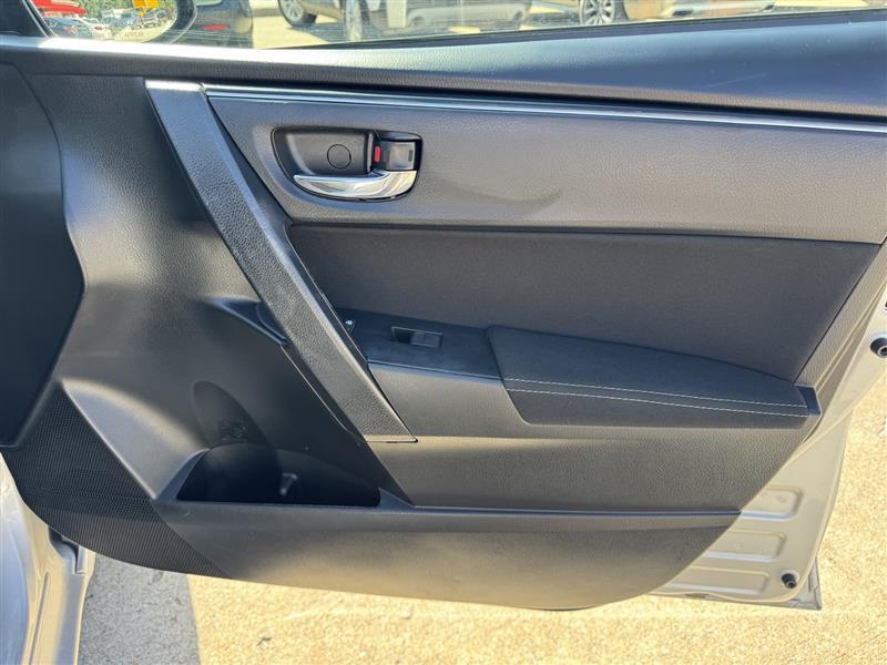 Toyota Corolla LE 2019