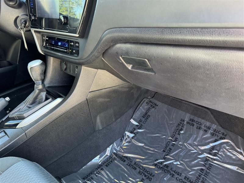Toyota Corolla LE 2019
