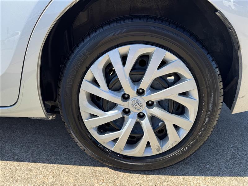 Toyota Corolla LE 2019