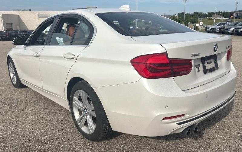 BMW 3-Series 330i xDrive 2017