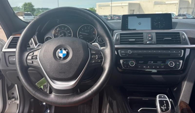 BMW 3-Series 330i xDrive 2017