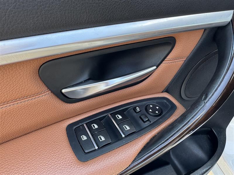 BMW 3-Series 330i xDrive 2017