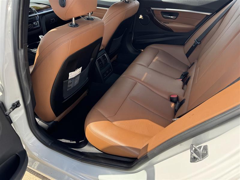 BMW 3-Series 330i xDrive 2017