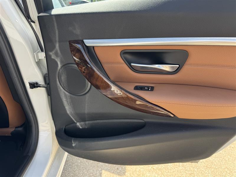 BMW 3-Series 330i xDrive 2017
