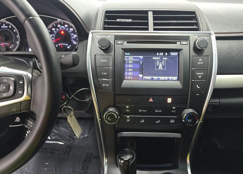 Toyota Camry SE 2016