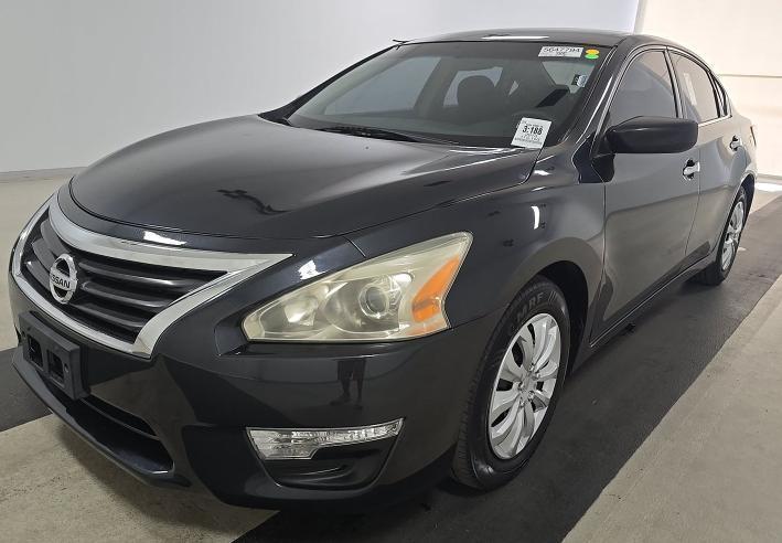 Nissan Altima 2.5 S 2013