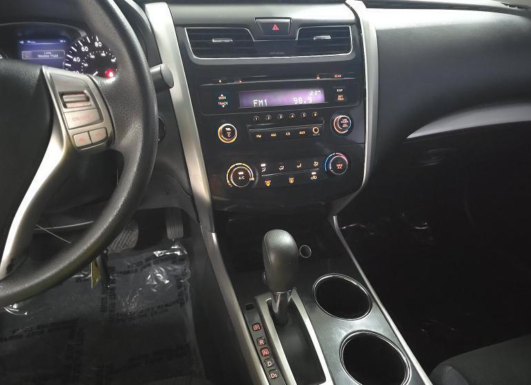 Nissan Altima 2.5 S 2013