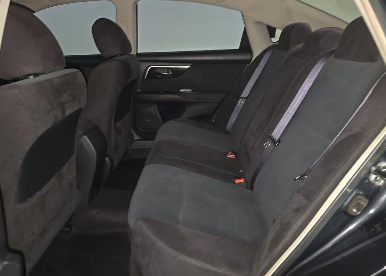 Nissan Altima 2.5 S 2013