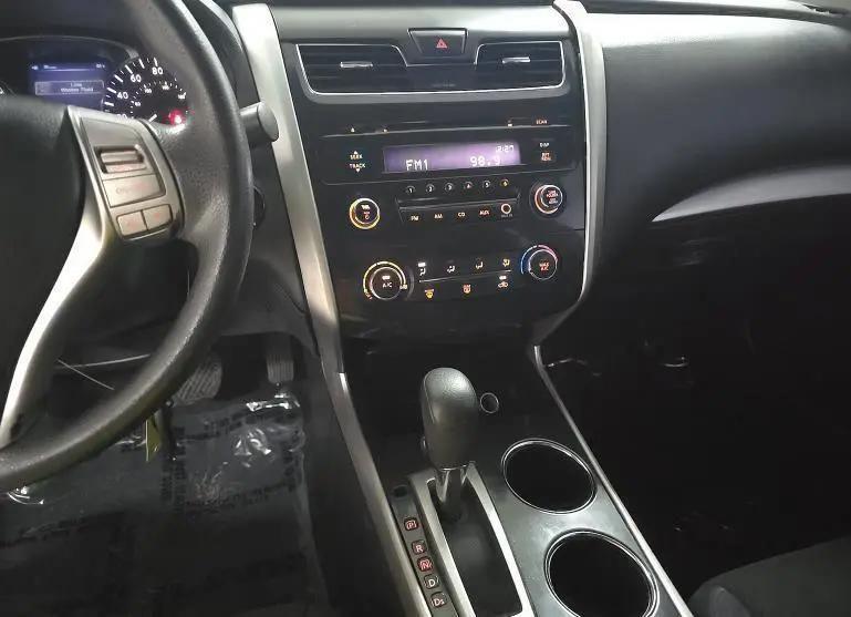 Nissan Altima 2.5 S 2013