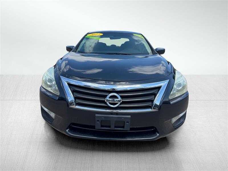 Nissan Altima 2.5 S 2013