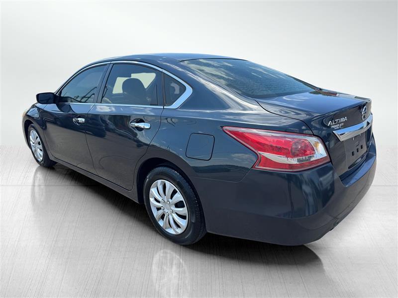 Nissan Altima 2.5 S 2013