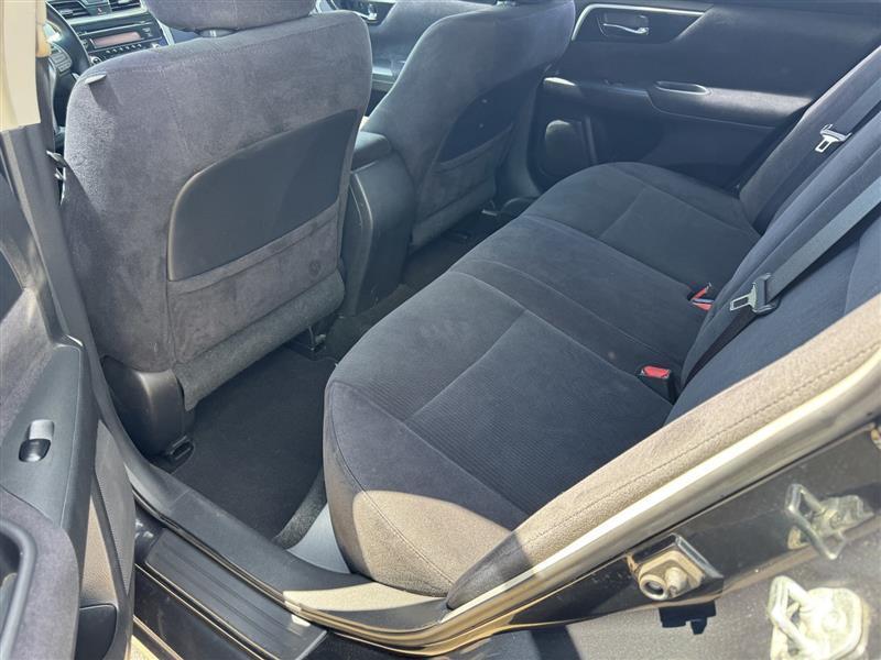 Nissan Altima 2.5 S 2013