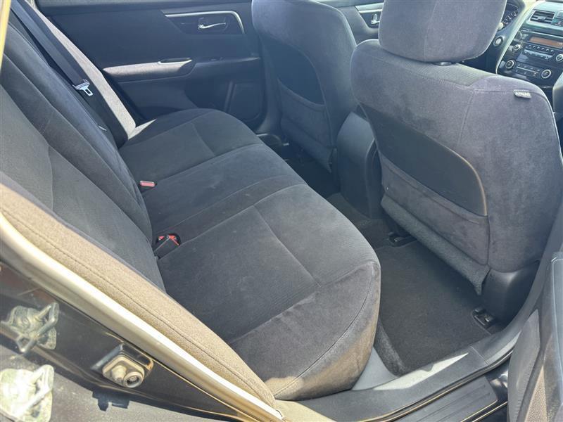 Nissan Altima 2.5 S 2013