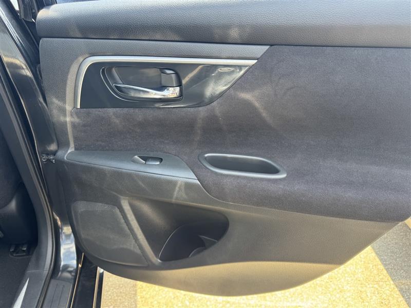 Nissan Altima 2.5 S 2013
