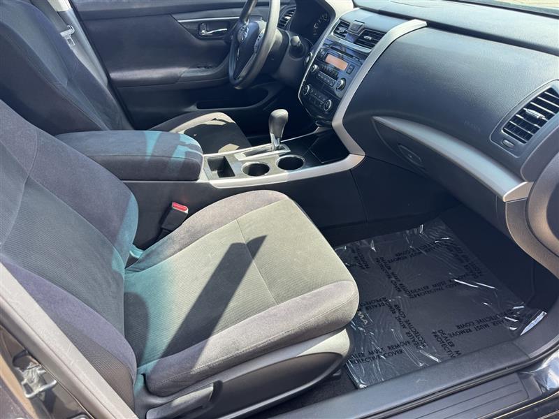 Nissan Altima 2.5 S 2013